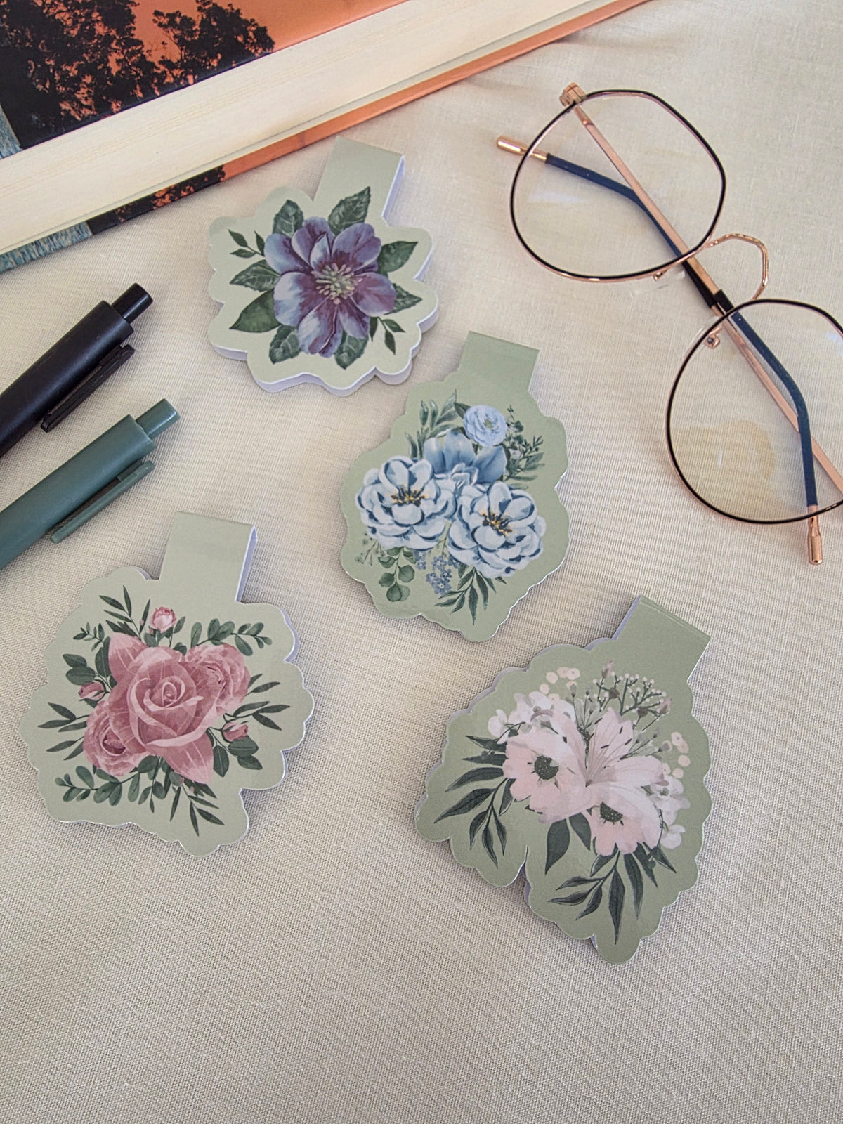 Flower Magnetic Bookmark